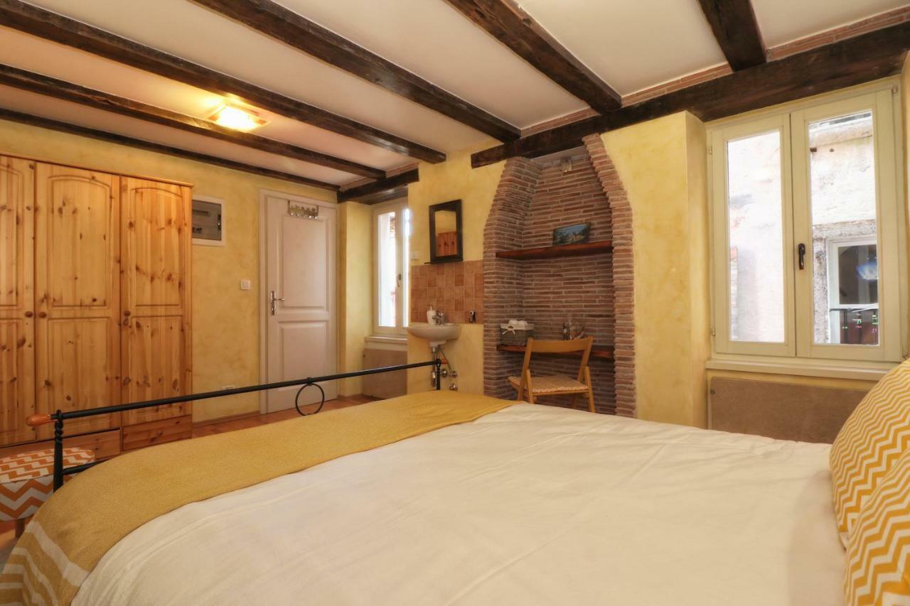 Superb Townhouse Villa Montalbano Ρόβινι Εξωτερικό φωτογραφία