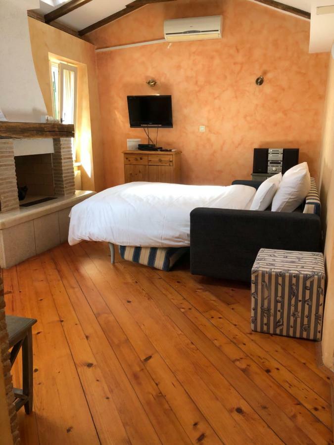 Superb Townhouse Villa Montalbano Ρόβινι Εξωτερικό φωτογραφία